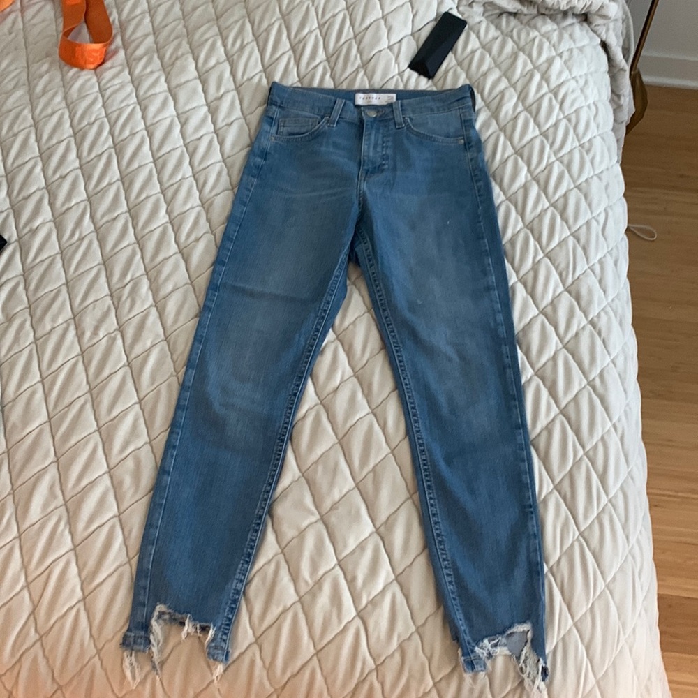 Top Shop Jamie Jeans with distressed hem